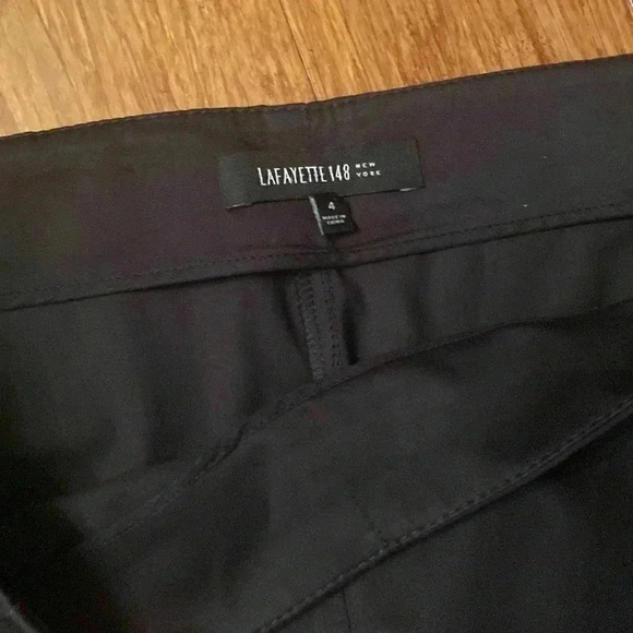 Lafayette 148 NewYork black women’s pants - size 4- side zip closure - Picture 2 of 6